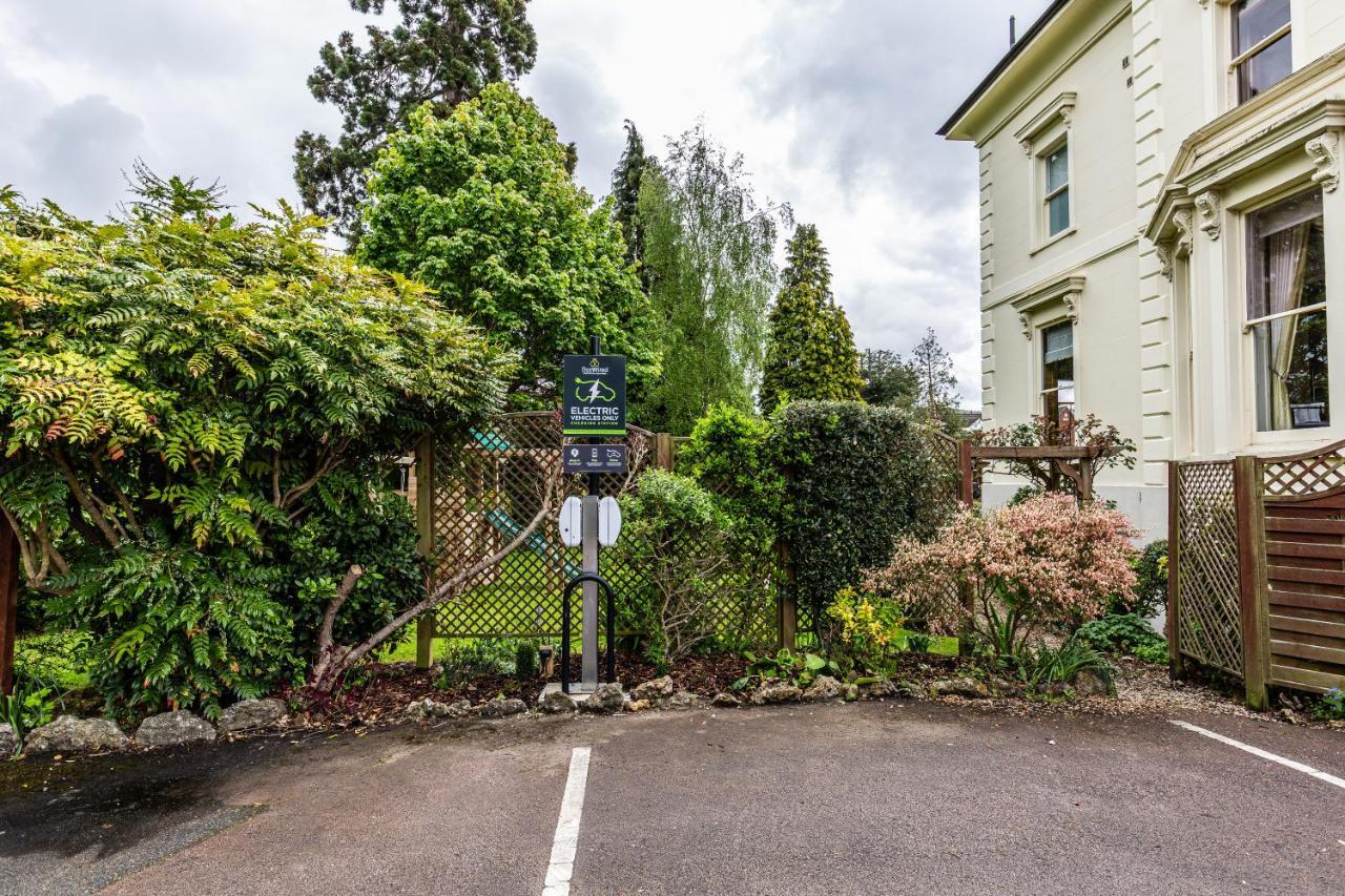 Beaumont House Hotel Cheltenham Exterior photo